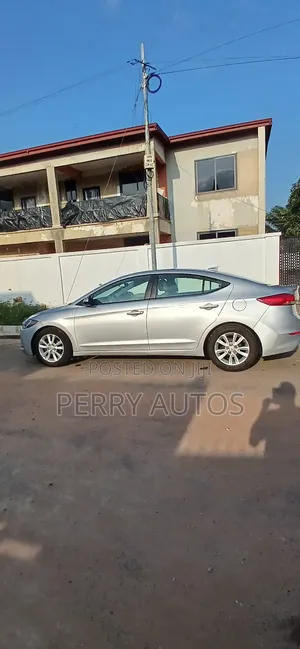 Hyundai Elantra ECO Sedan FWD (1.4L 4cyl 7A) 2017 Silver