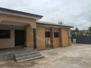 5bdrm House in Santasi, Kumasi Metropolitan for rent