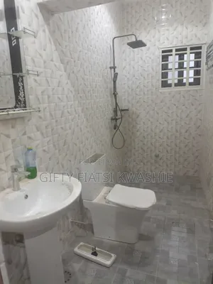 5bdrm House in Santasi, Kumasi Metropolitan for rent