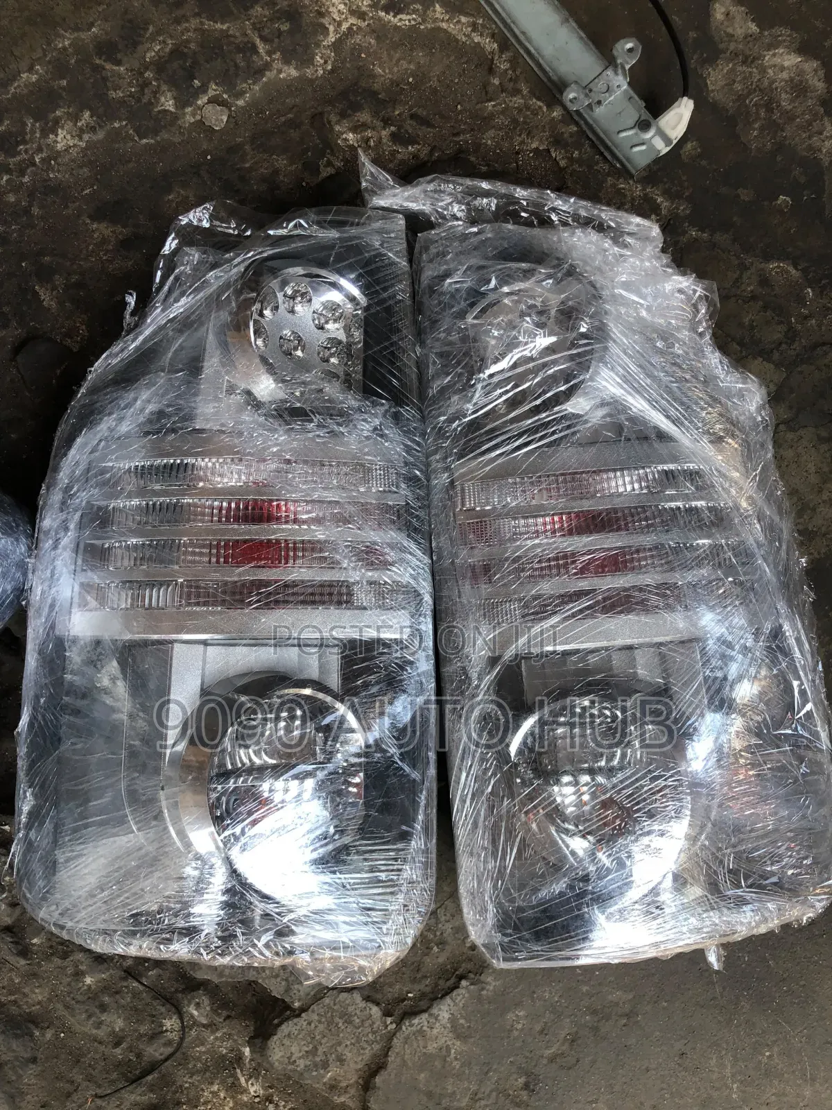  Toyota Voxy 2008 Taillight Pair – Premium OEM | Foreign Used