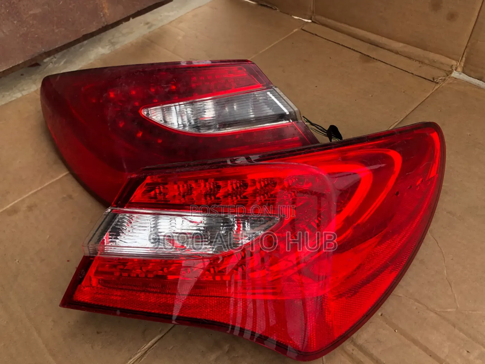  Chrysler 200 Taillight – Premium OEM | Foreign Used