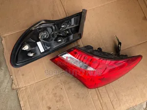  Chrysler 200 Taillight – Premium OEM | Foreign Used