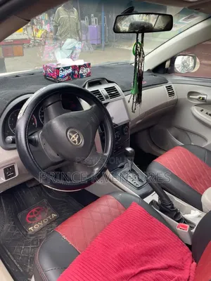 Toyota Corolla 2012 White