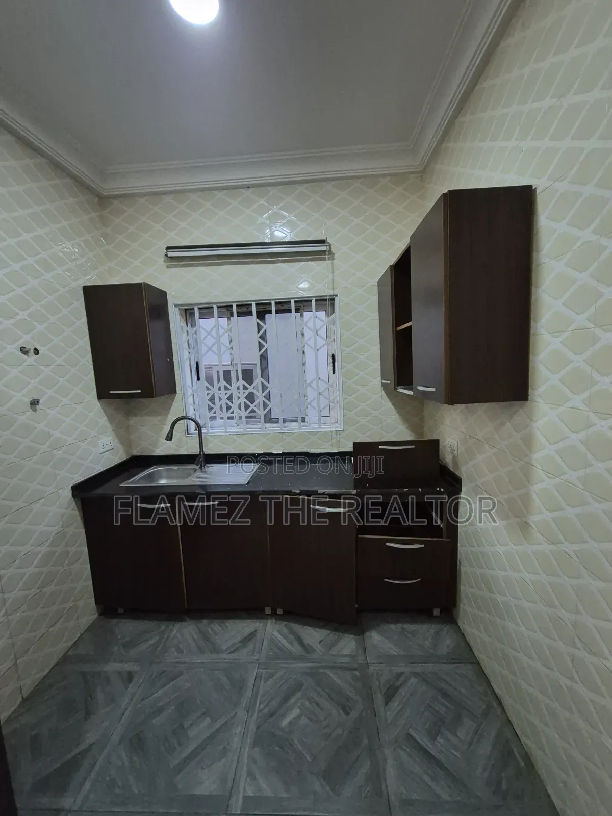 2bdrm Apartment in Acp Franco Area, Kwabenya for rent