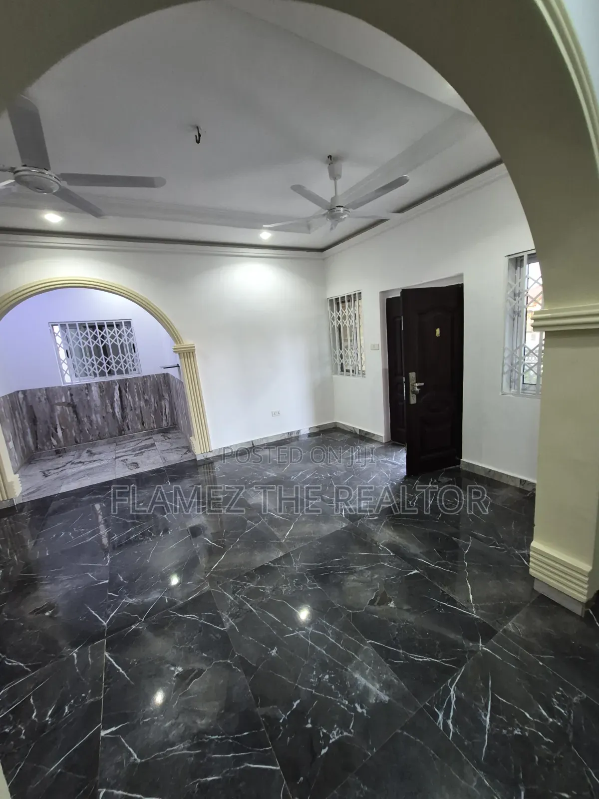 2bdrm Apartment in Acp Franco Area, Kwabenya for rent
