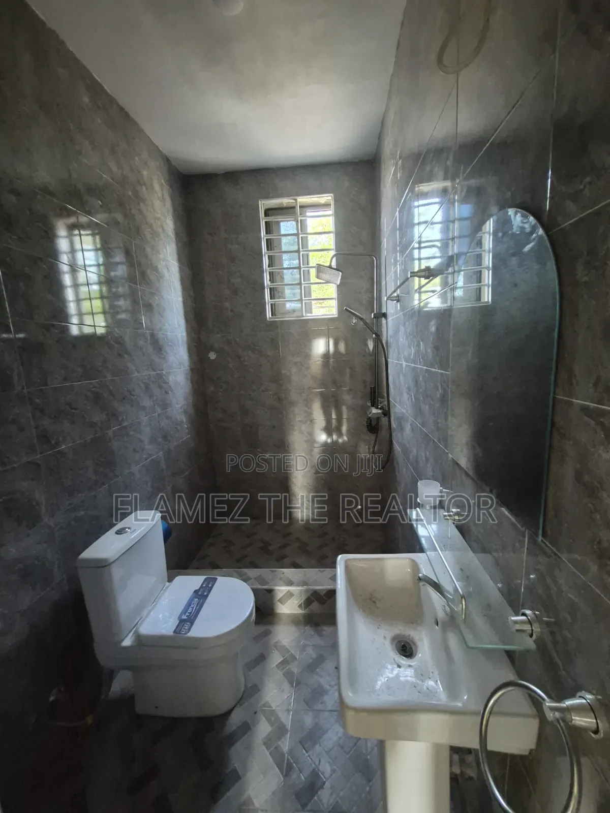 1bdrm Apartment in Canada Vicolis, Agape for rent