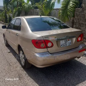 Toyota Corolla 1.8 LE 2008 Gold