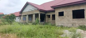7bdrm House in Kumasi Metropolitan for sale