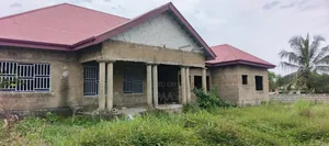 7bdrm House in Kumasi Metropolitan for sale