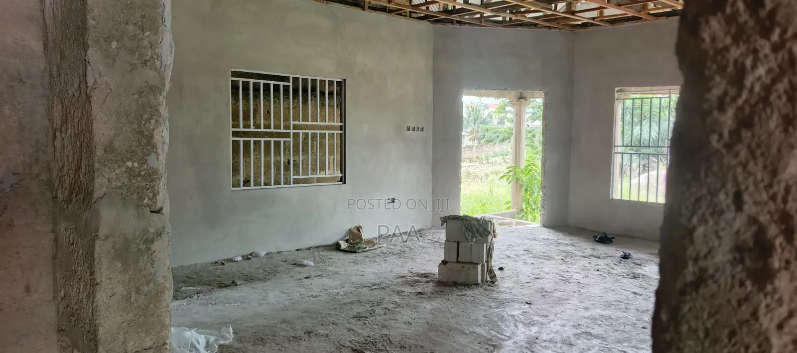 7bdrm House in Kumasi Metropolitan for sale