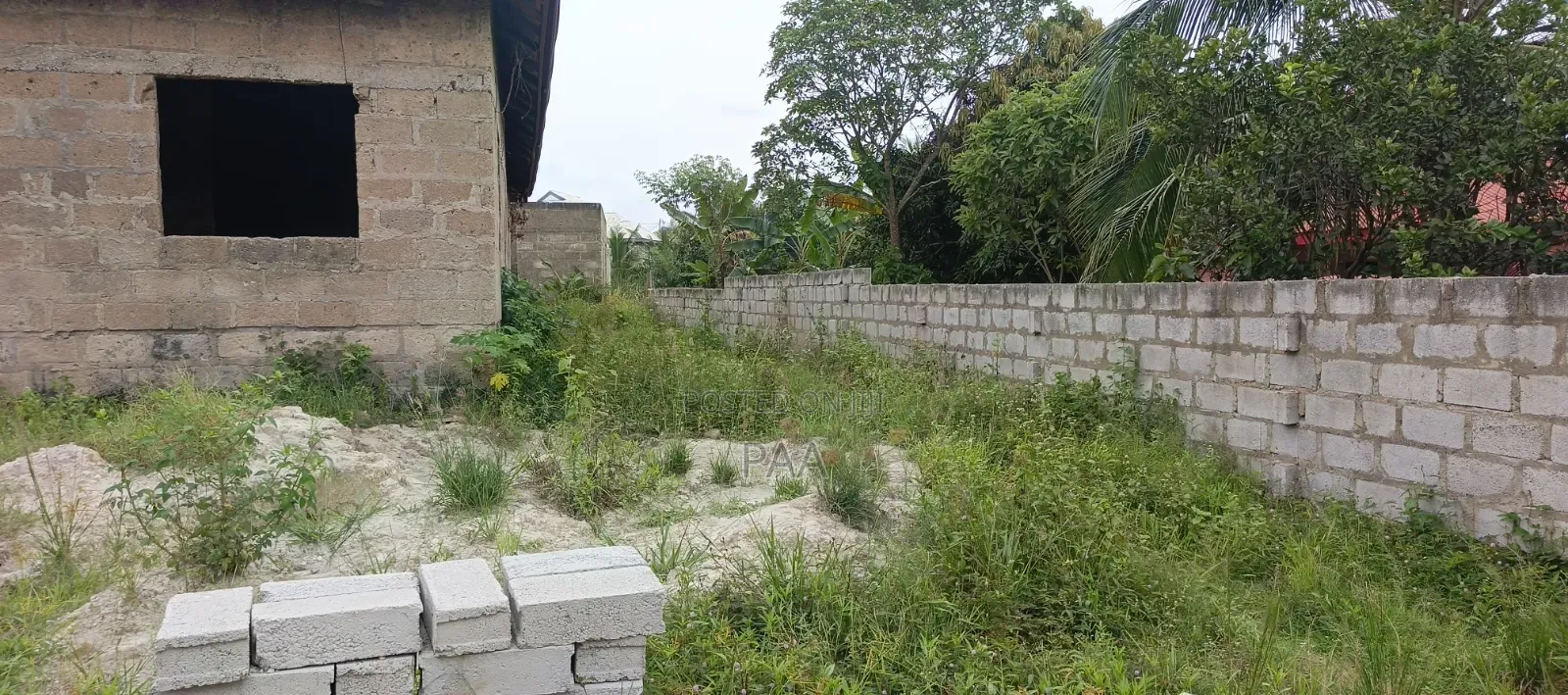 7bdrm House in Kumasi Metropolitan for sale
