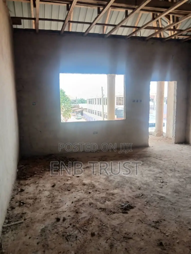 11bdrm Apartment in Kasoa, Nyanyano for sale