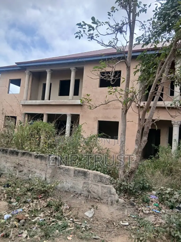 11bdrm Apartment in Kasoa, Nyanyano for sale