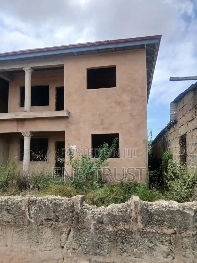 11bdrm Apartment in Kasoa, Nyanyano for sale