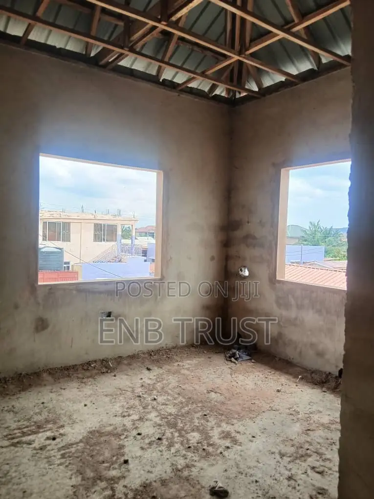 11bdrm Apartment in Kasoa, Nyanyano for sale