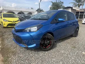 Toyota Vitz 1.5 FWD 3dr 2015 Blue