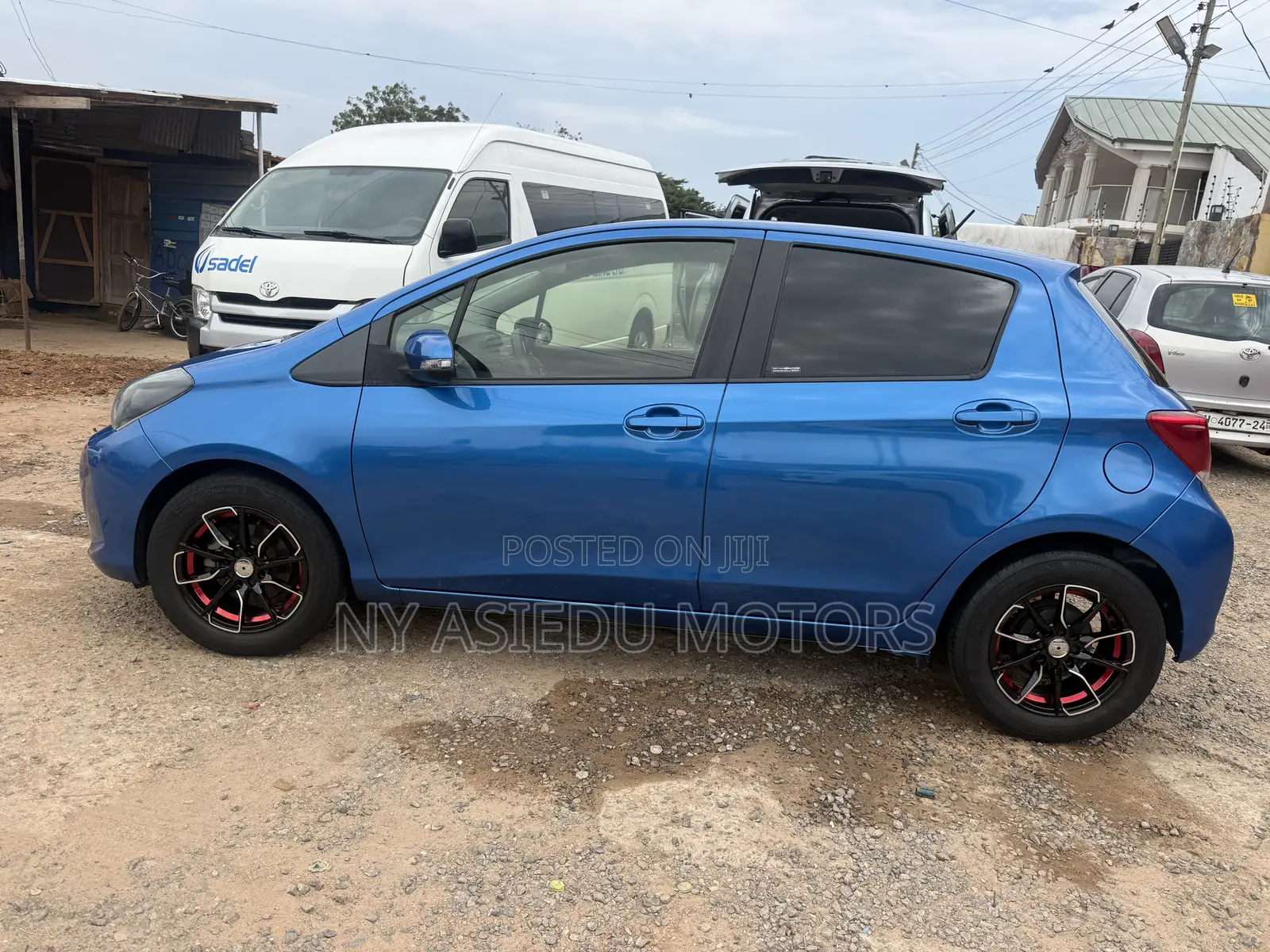 Toyota Vitz 1.5 FWD 3dr 2015 Blue
