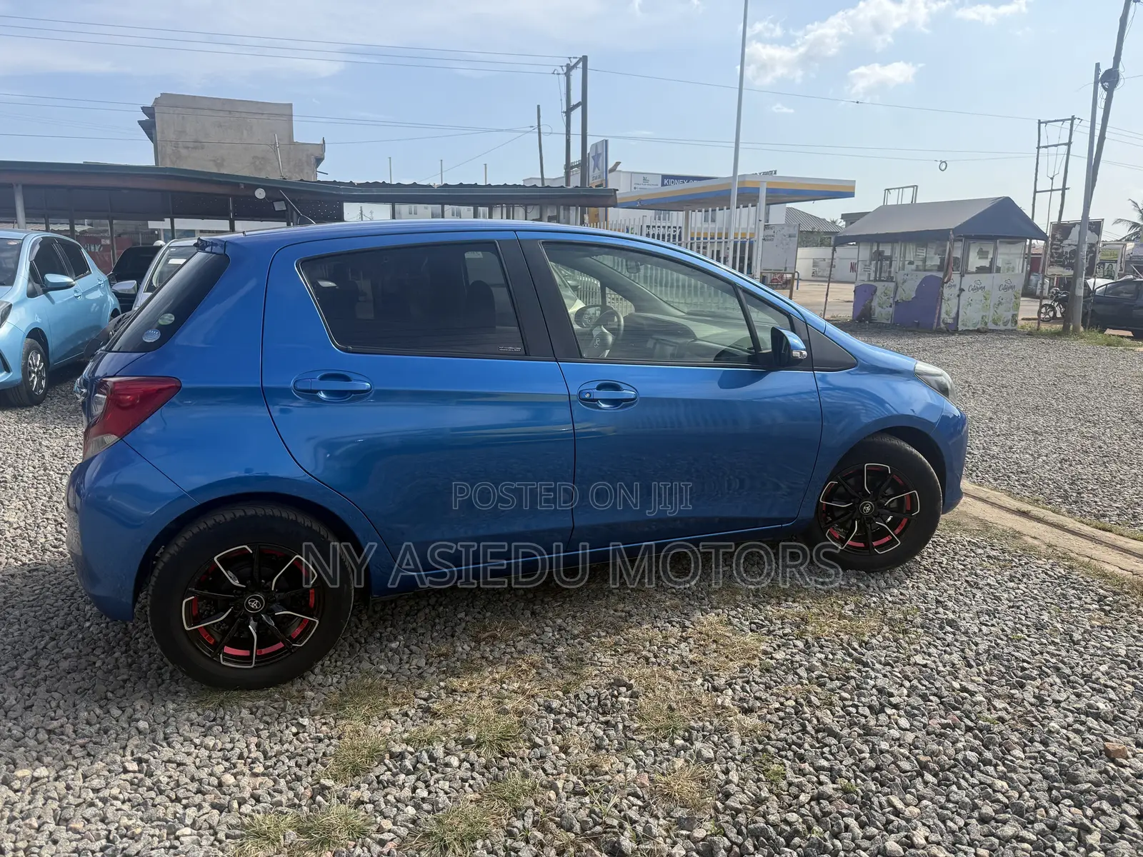 Toyota Vitz 1.5 FWD 3dr 2015 Blue