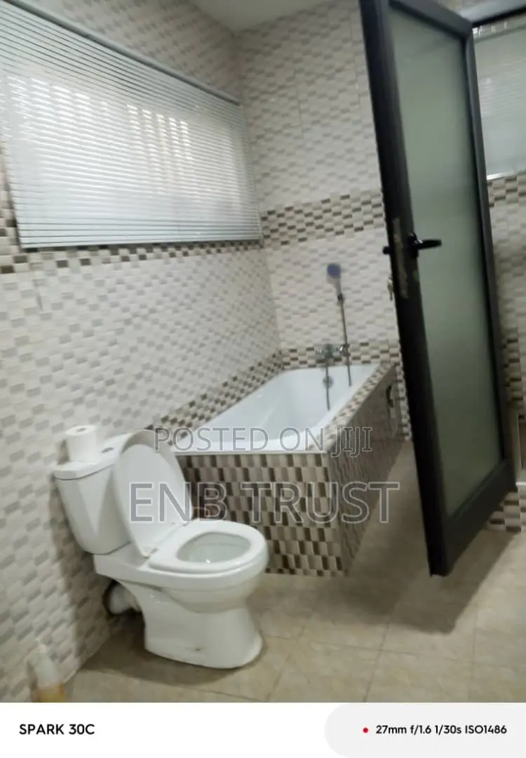 Furnished 5bdrm Duplex in Odumase, Pokuase for sale