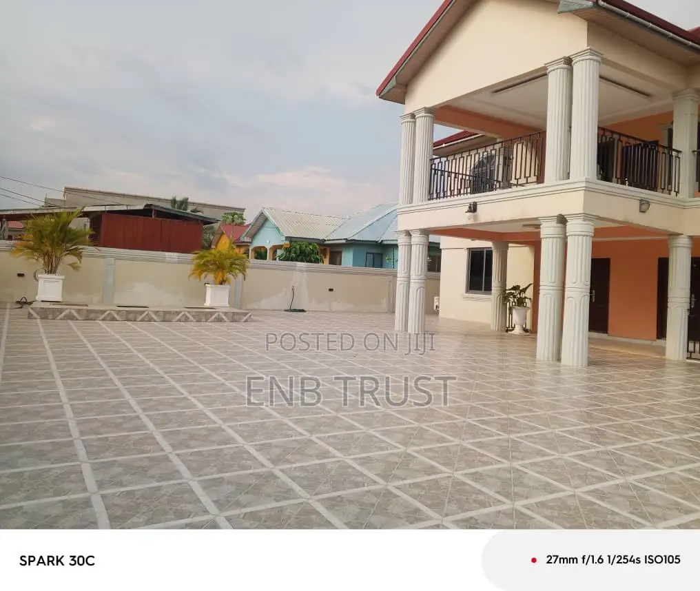 Furnished 5bdrm Duplex in Odumase, Pokuase for sale