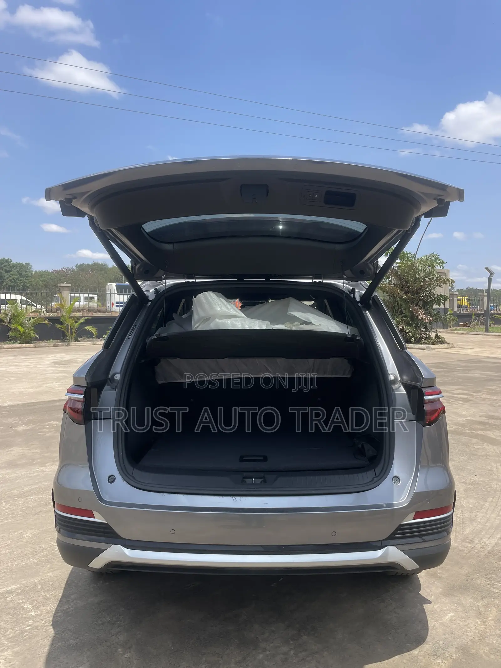 BYD Song Pro DM-i 2023 Gray
