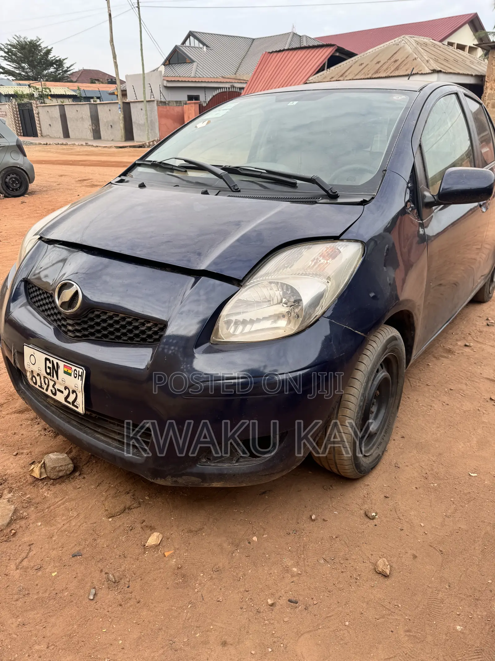 Toyota Vitz 2010 Blue