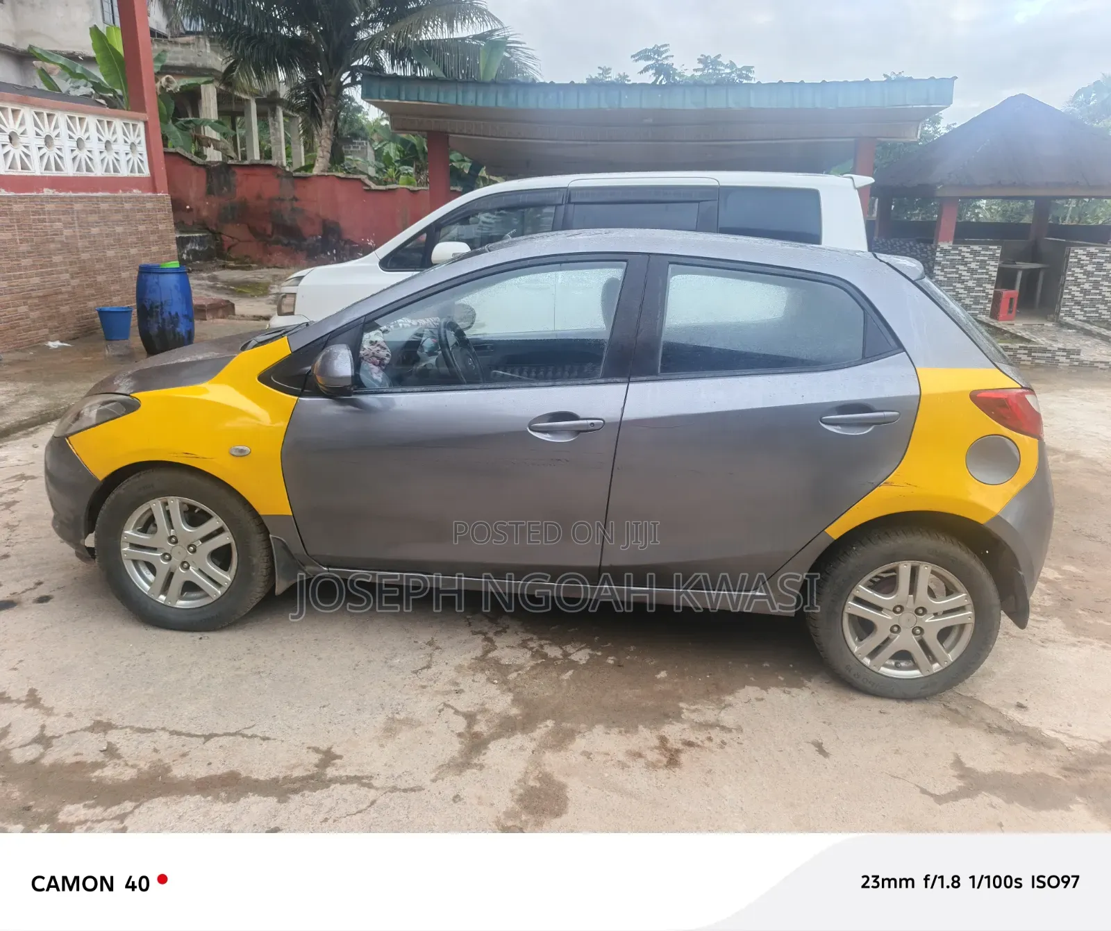 Mazda 2 1.5 Touring 2012 Gray