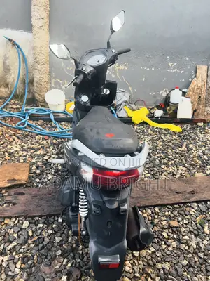 SYM Mio 2019 Black