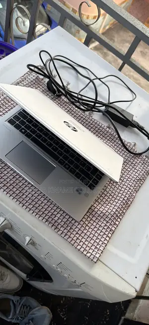 Laptop HP ProBook 440 G7 16GB Intel Core i5 SSD 256GB