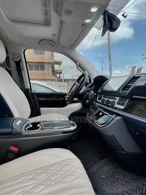 Volkswagen Multivan 2015 Black