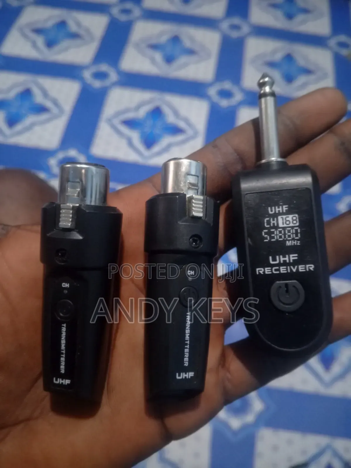 Wireless Microphone Transmitter and Receiver