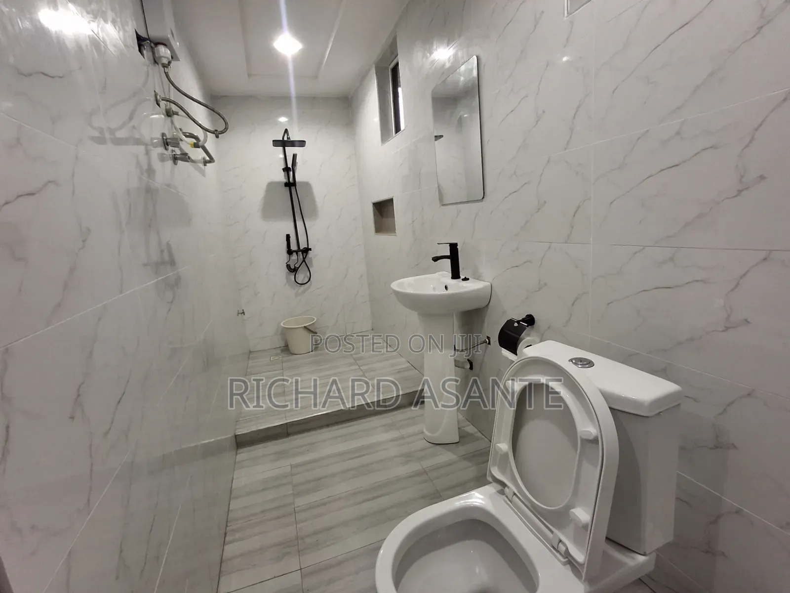 Executive 2 Bedroom Apartment at Pokuase