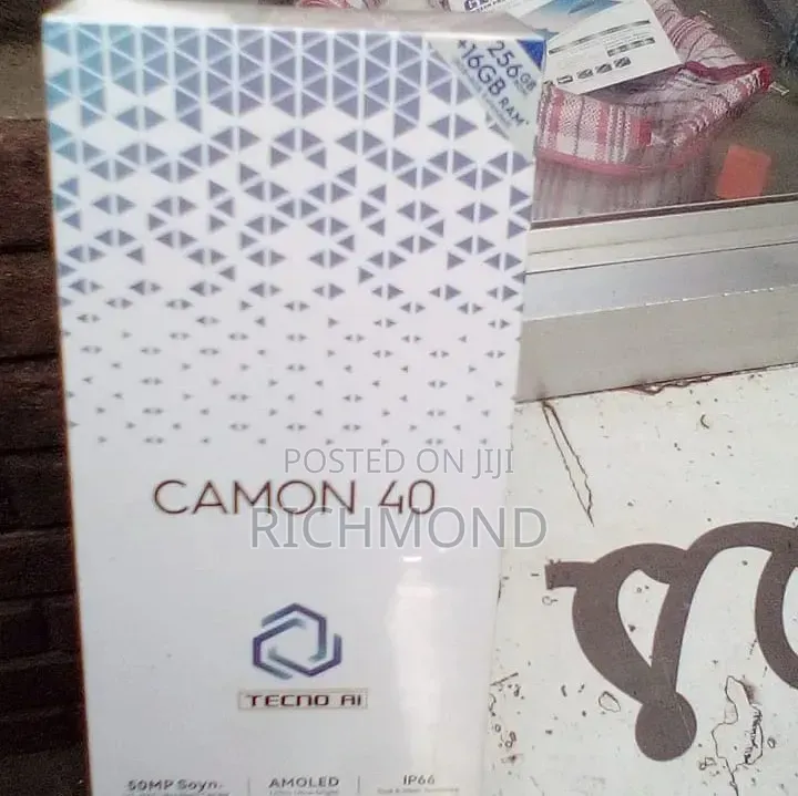 New Tecno Camon 40 256 GB Blue