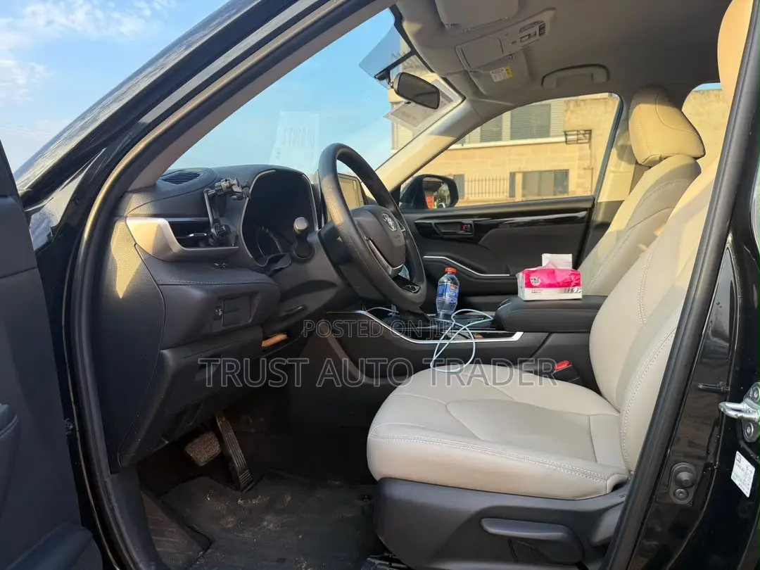 Toyota Highlander 2023 Black