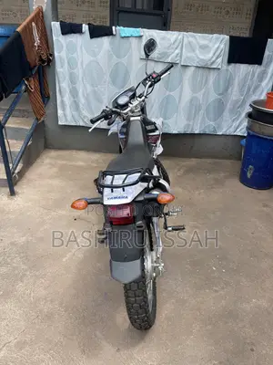 Yamaha 2022 White