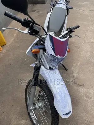 Yamaha 2022 White