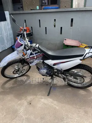 Yamaha 2022 White