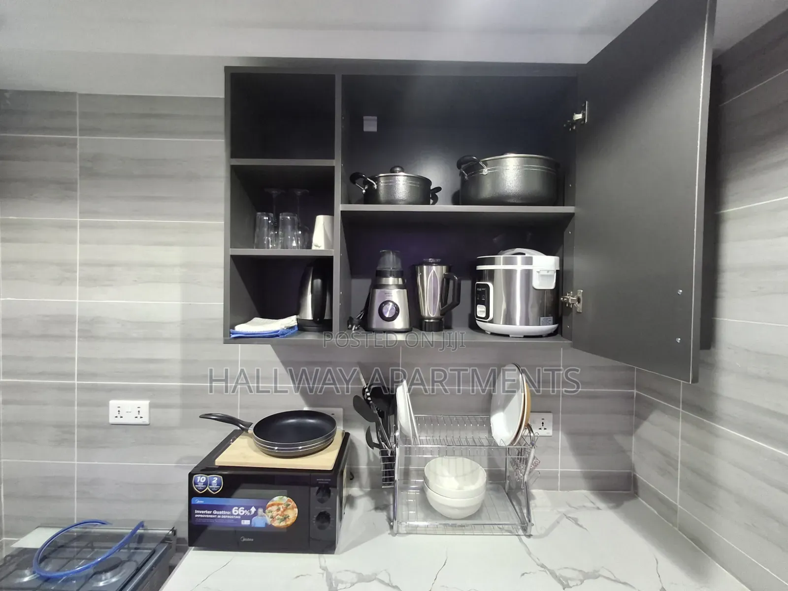 Vacation 2 Bedroom Apartment With Water Heater at Pokuase Amasaman
