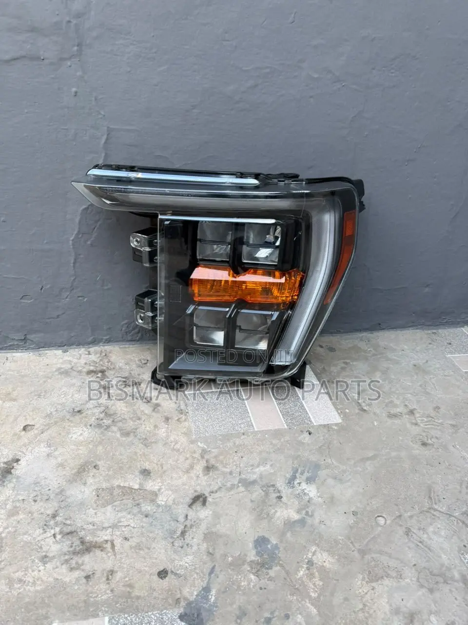 Ford F150 2021 2022 2023 2024 Headlight