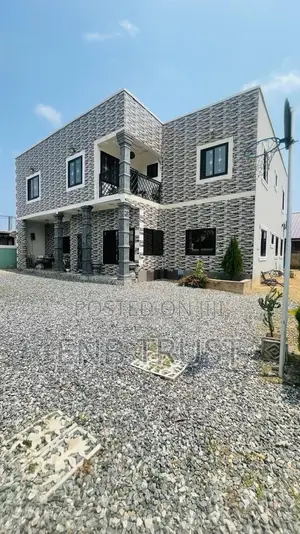6bdrm Duplex in Afuaman, Pokuase for sale
