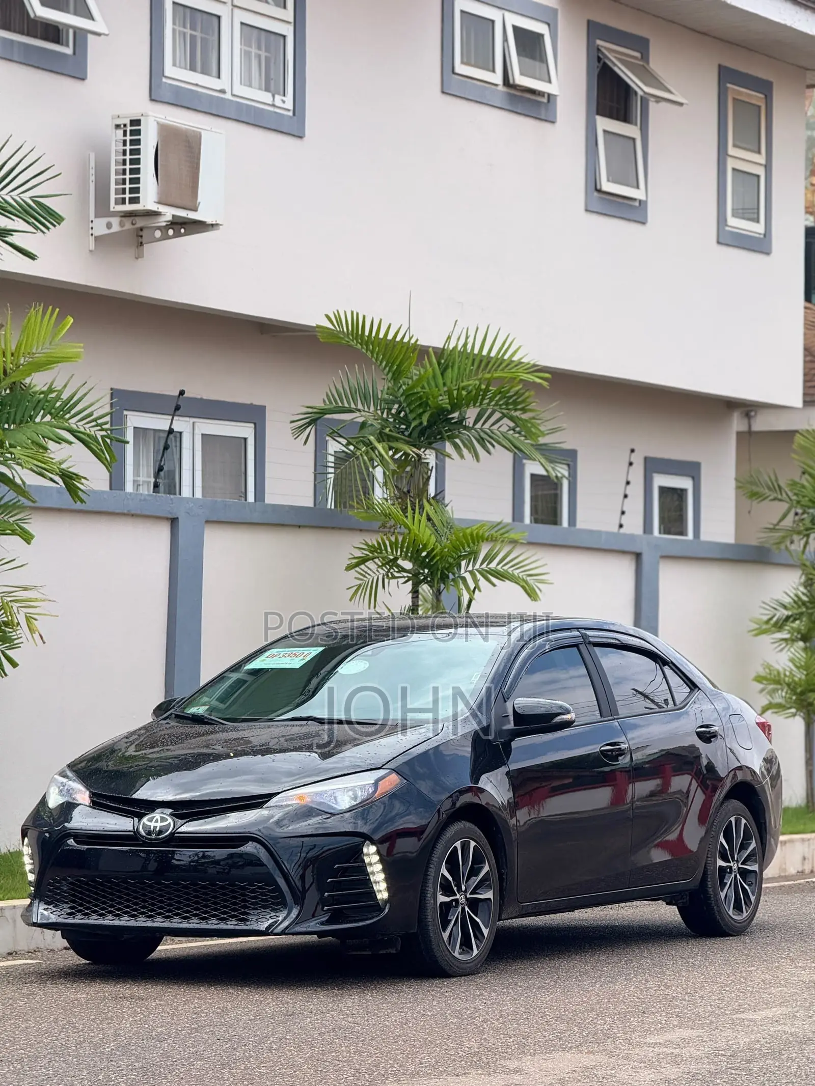 Toyota Corolla SE (1.8L 4cyl 2A) 2018 Black