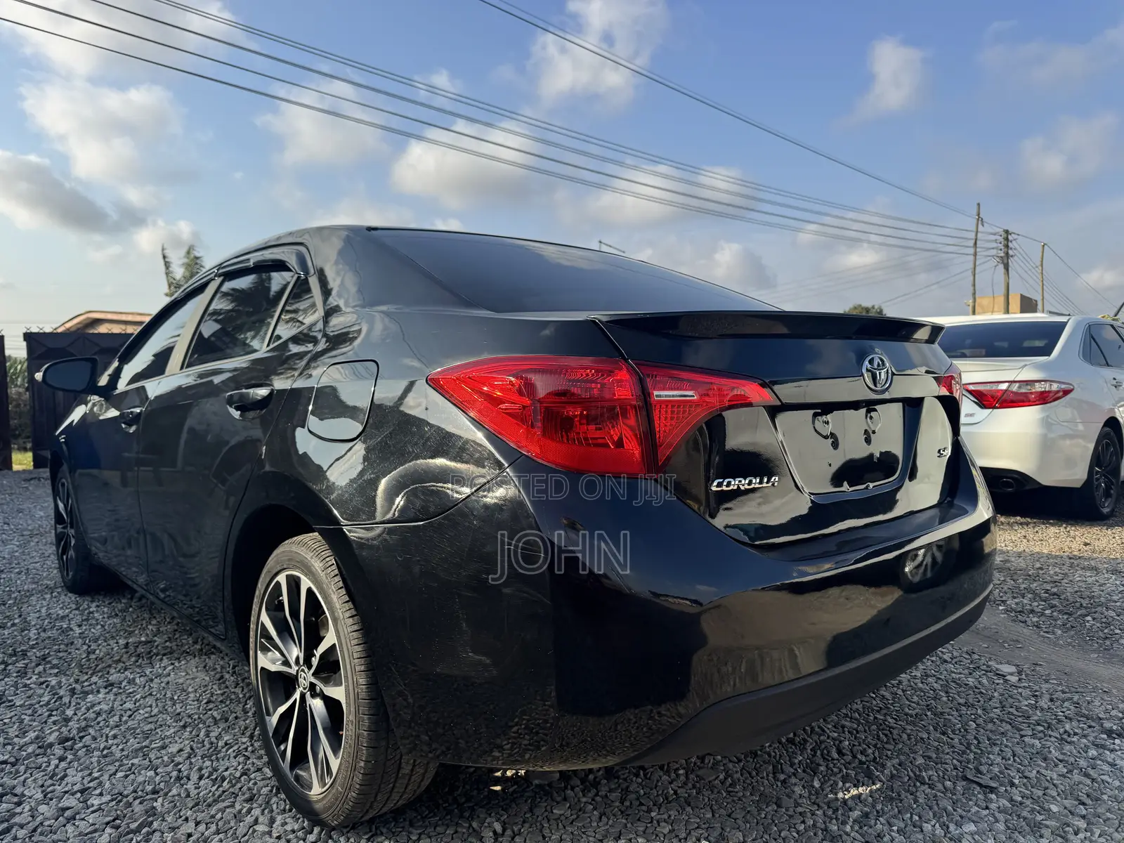 Toyota Corolla SE (1.8L 4cyl 2A) 2018 Black