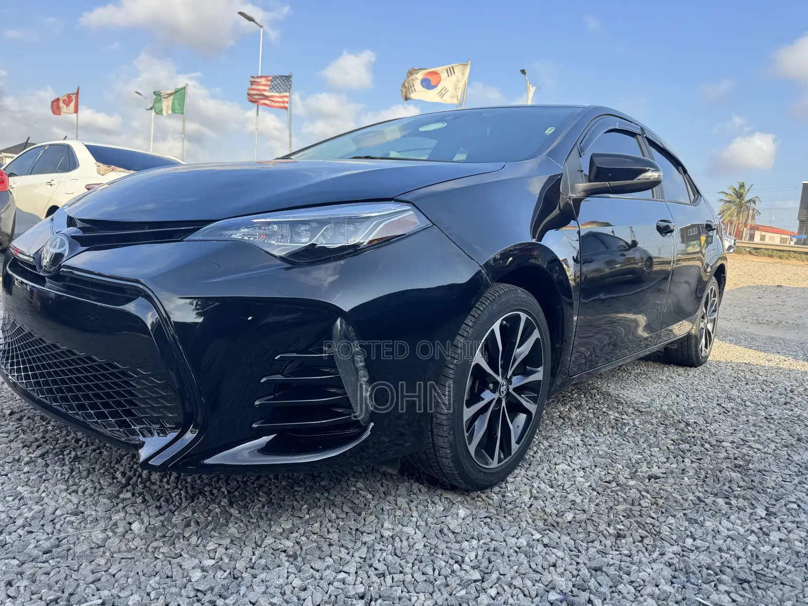 Toyota Corolla SE (1.8L 4cyl 2A) 2018 Black