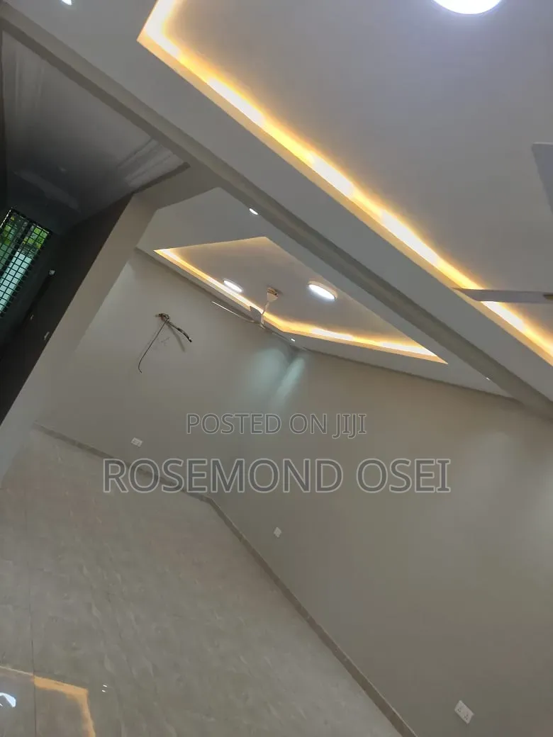 2bdrm Apartment in Oyarifa, Owusu Ansah for rent