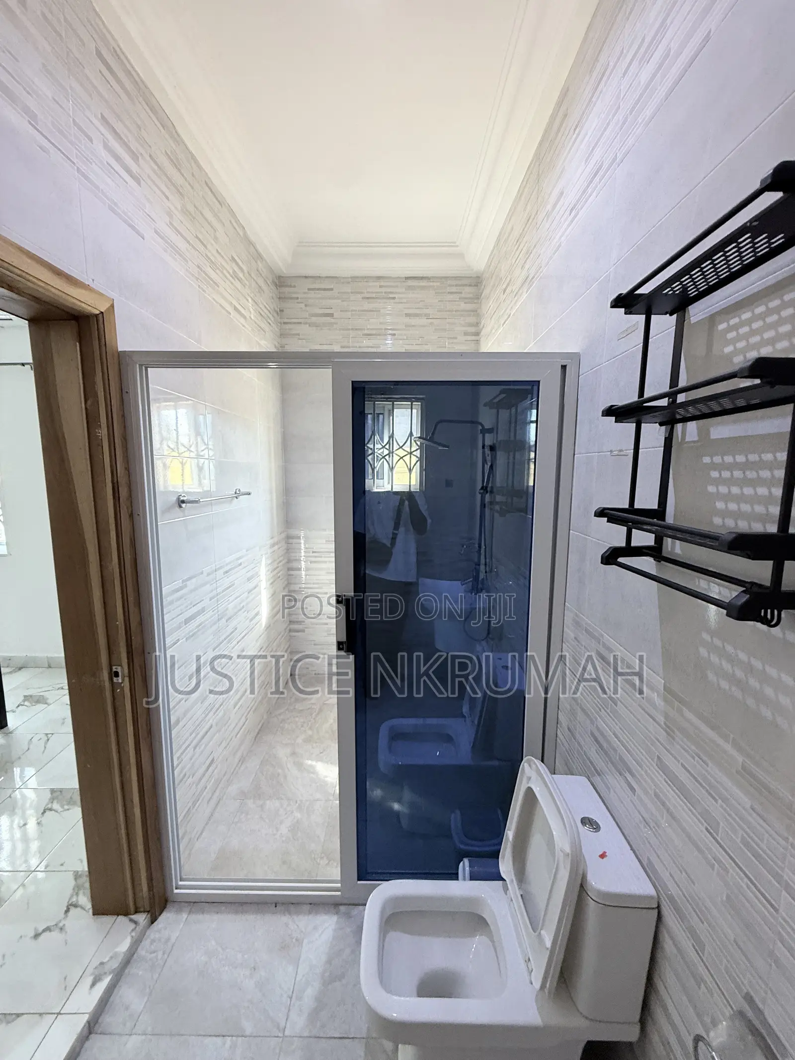 4bdrm Apartment in Mr Justice Estate, Bortiano for rent