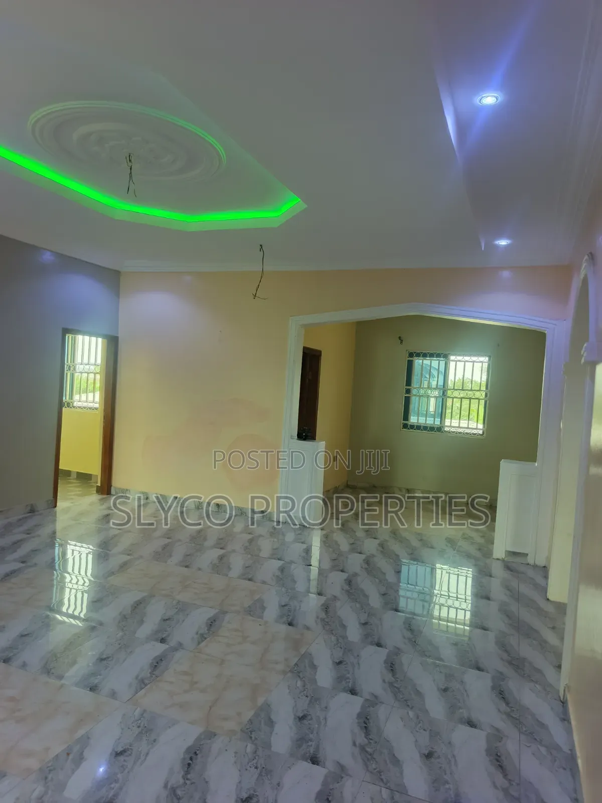3bdrm Apartment in Daasebre Estate, New-Juaben Municipal for rent