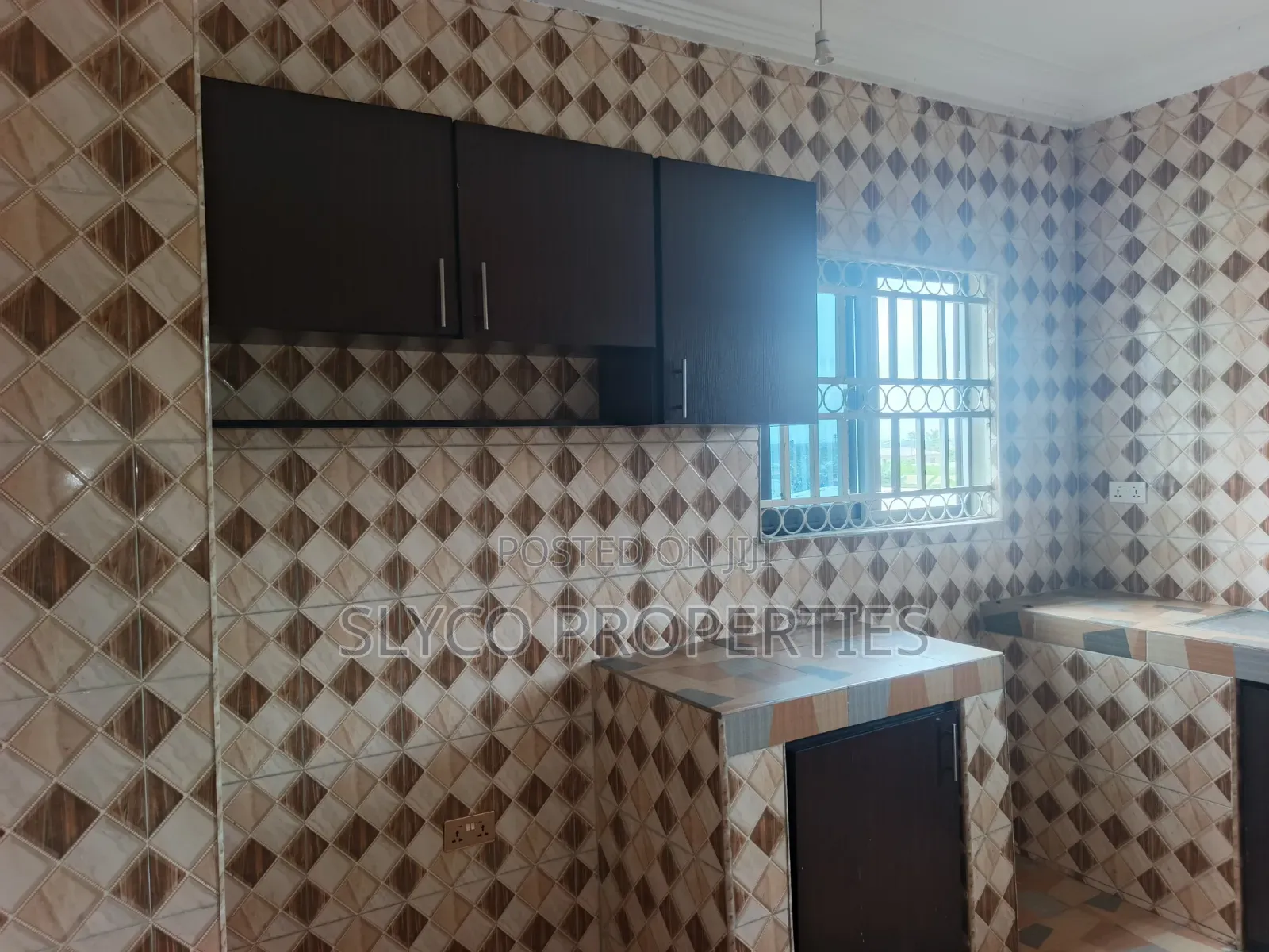 3bdrm Apartment in Daasebre Estate, New-Juaben Municipal for rent