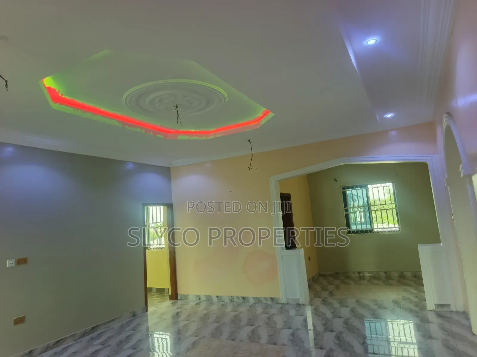 3bdrm Apartment in Daasebre Estate, New-Juaben Municipal for rent