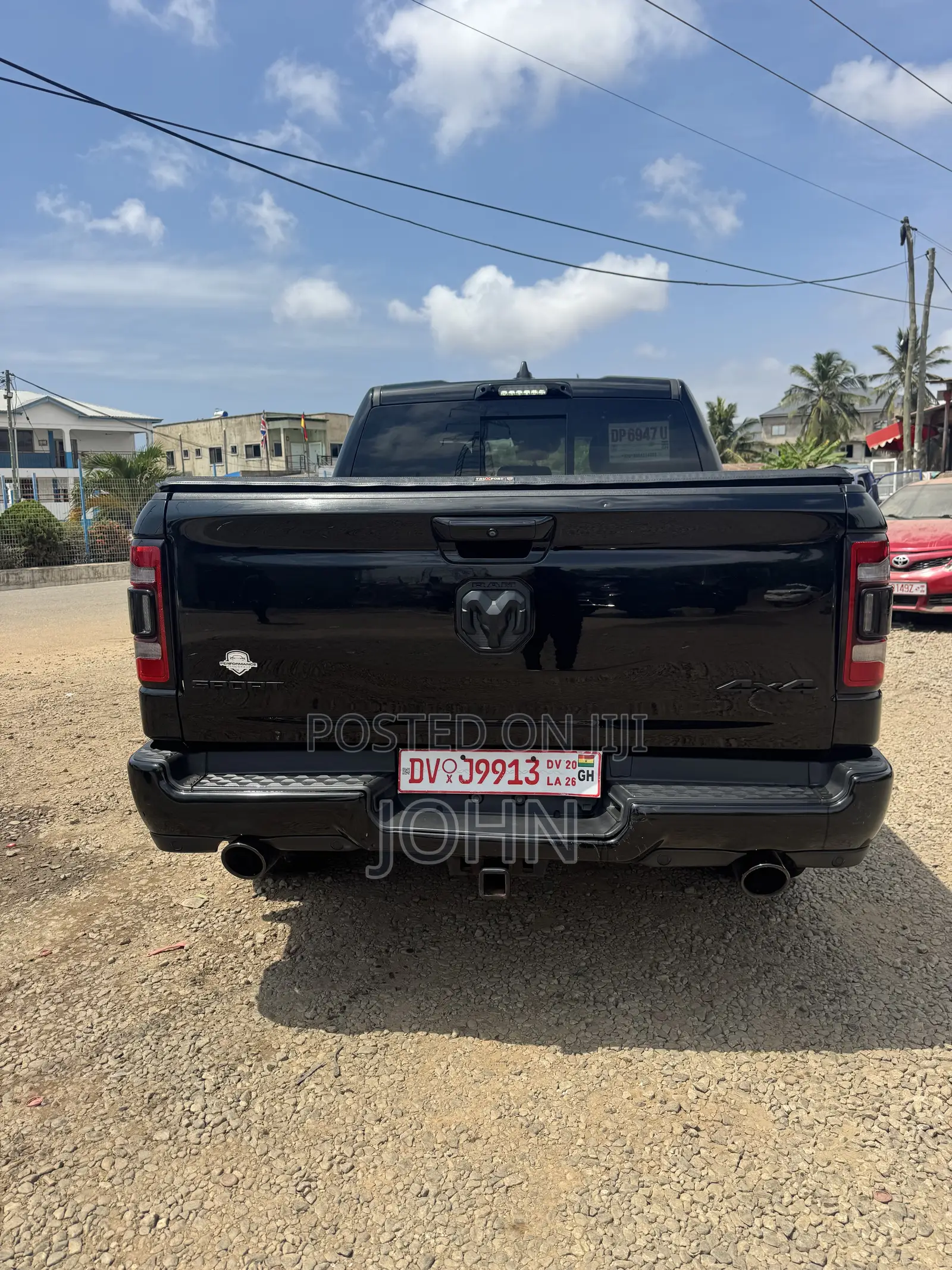 RAM 1500 2021 Black