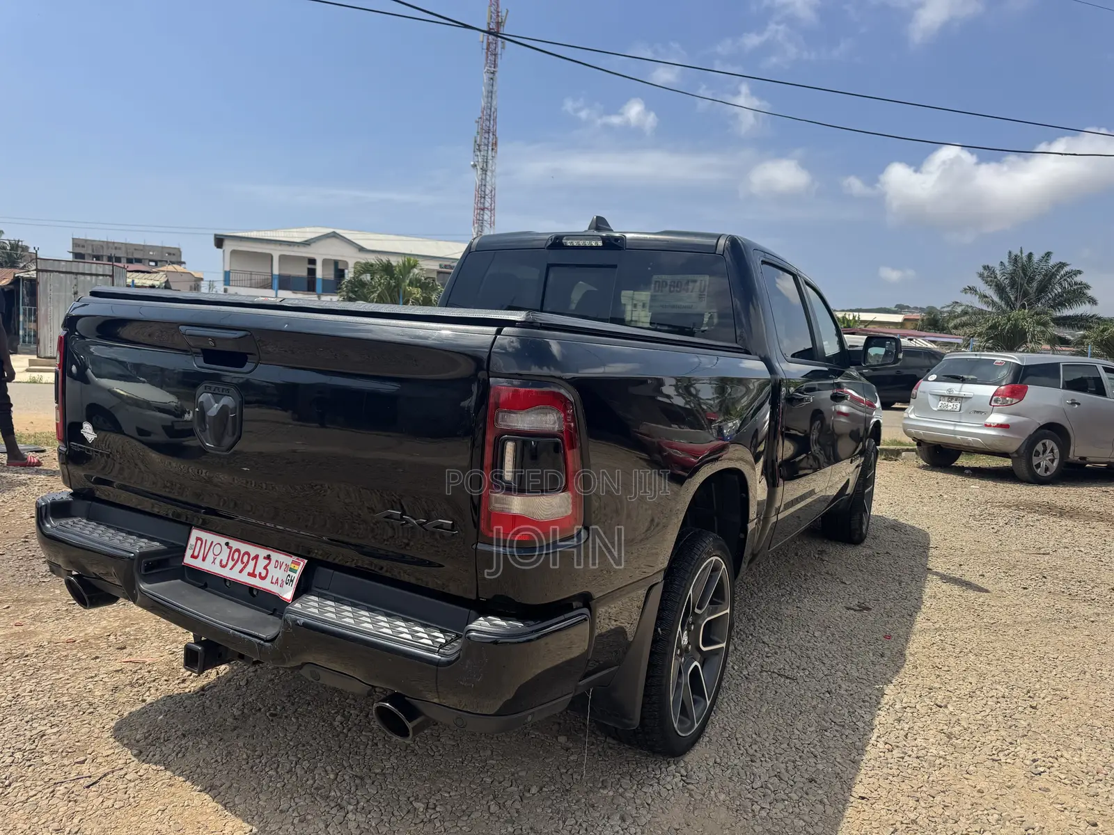 RAM 1500 2021 Black
